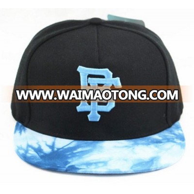 Fashion custom embroidery Tie-dye brim 5 panels snapback cap